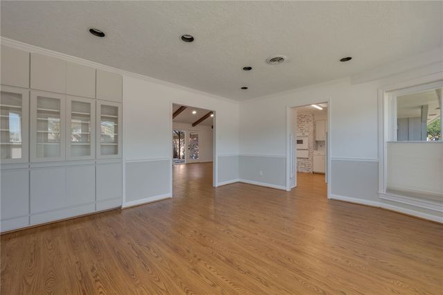 3802 Sunnybrook Lane, Bryan, TX 77802