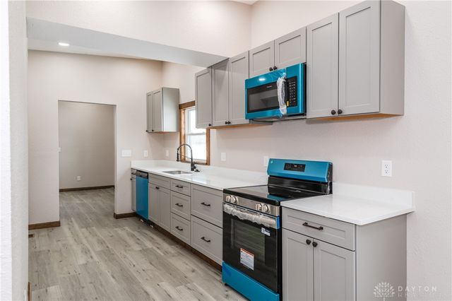 500 Beach Drive, Medway, OH 45341