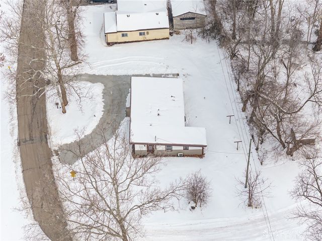 500 Beach Drive, Medway, OH 45341