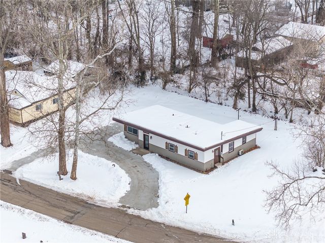 500 Beach Drive, Medway, OH 45341