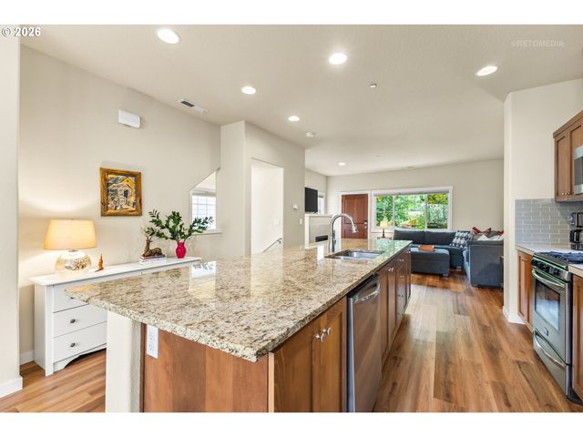 29106 Sw COSTA Cir W, Wilsonville, OR 97070