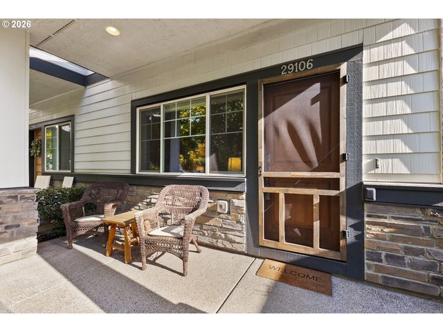 29106 Sw COSTA Cir W, Wilsonville, OR 97070