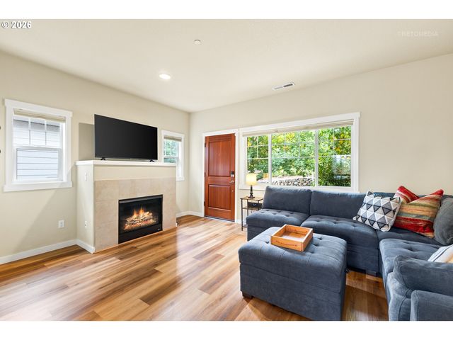 29106 Sw COSTA Cir W, Wilsonville, OR 97070