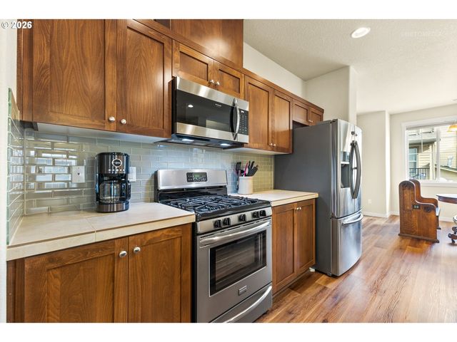 29106 Sw COSTA Cir W, Wilsonville, OR 97070