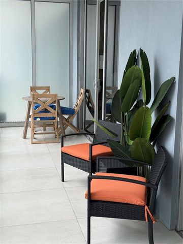 1300 Brickell Bay Dr 807, Miami, FL 33131