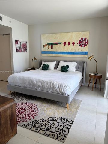 1300 Brickell Bay Dr 807, Miami, FL 33131