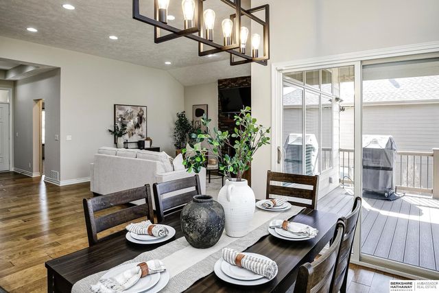 1514 S 198th Avenue, Omaha, NE 68130