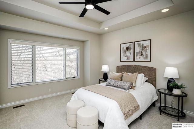 1514 S 198th Avenue, Omaha, NE 68130