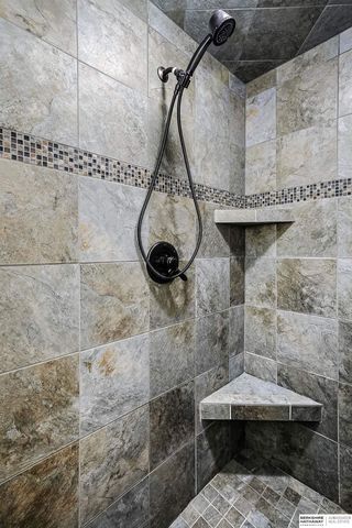 1514 S 198th Avenue, Omaha, NE 68130