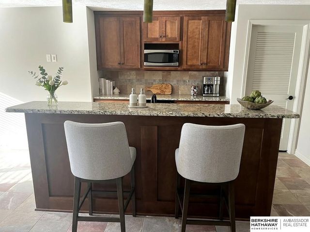 1514 S 198th Avenue, Omaha, NE 68130