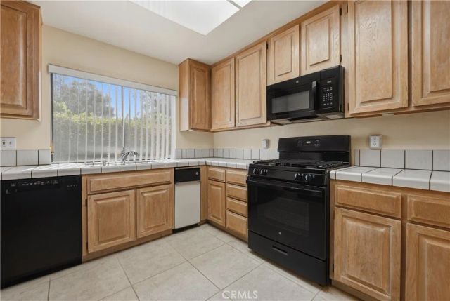 1470 E Andreas Road, Palm Springs, CA 92262