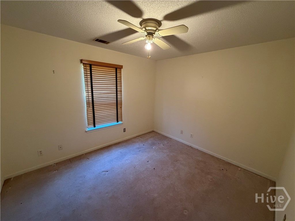 Image 14 of property listing at 126 Rose Dhu Way, Savannah, GA 31419