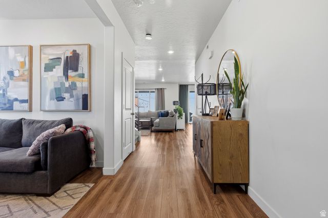 2131 S 1825 W, Woods Cross, UT 84087