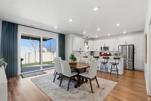 2131 S 1825 W, Woods Cross, UT 84087