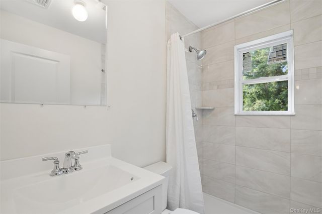 65 Ozark Street, Ronkonkoma, NY 11720