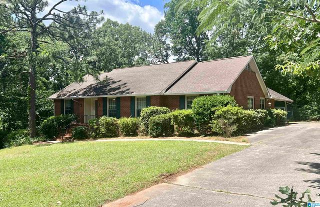 8 ROBINWOOD LANE, Anniston, AL 36207