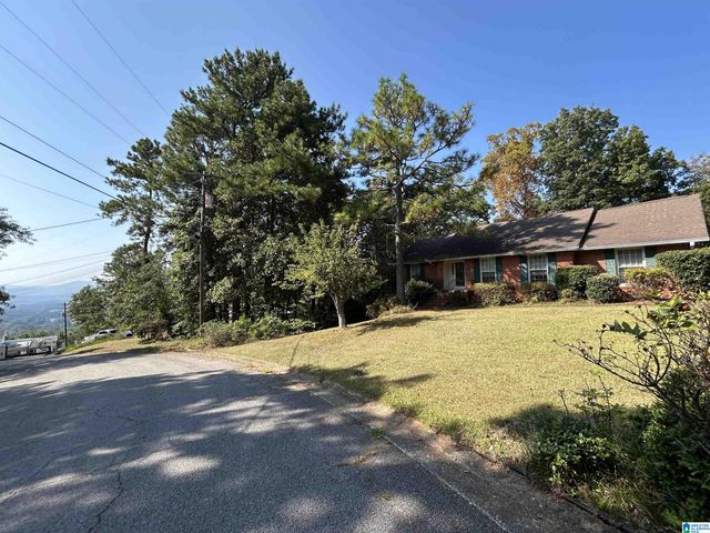 8 ROBINWOOD LANE, Anniston, AL 36207