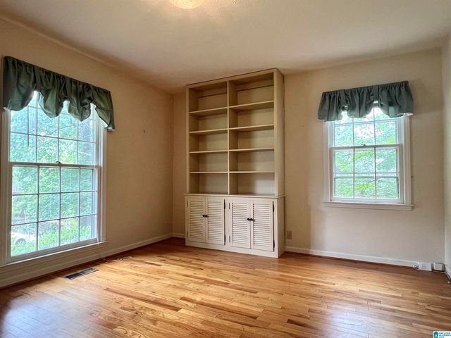 8 ROBINWOOD LANE, Anniston, AL 36207