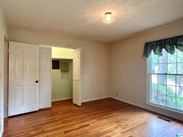 8 ROBINWOOD LANE, Anniston, AL 36207