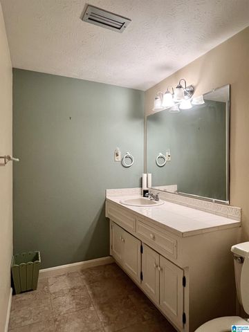 8 ROBINWOOD LANE, Anniston, AL 36207
