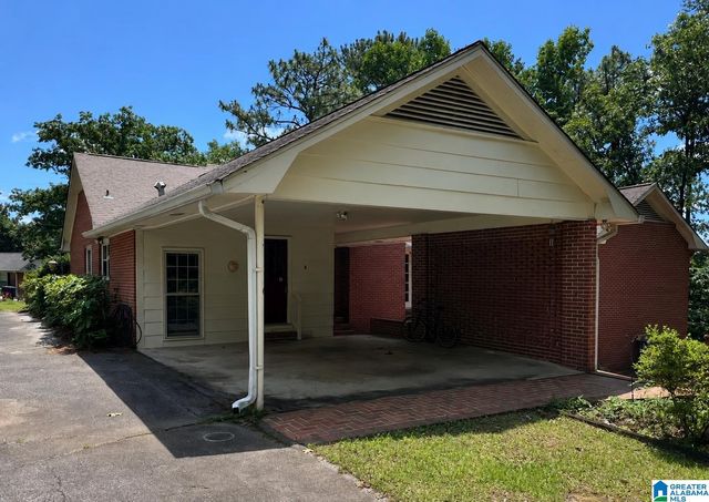 8 ROBINWOOD LANE, Anniston, AL 36207