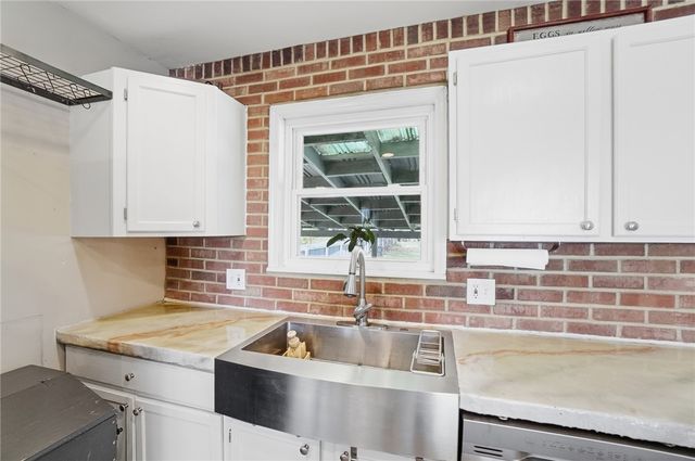 5450 Lawrence Road, Cincinnati, OH 45248