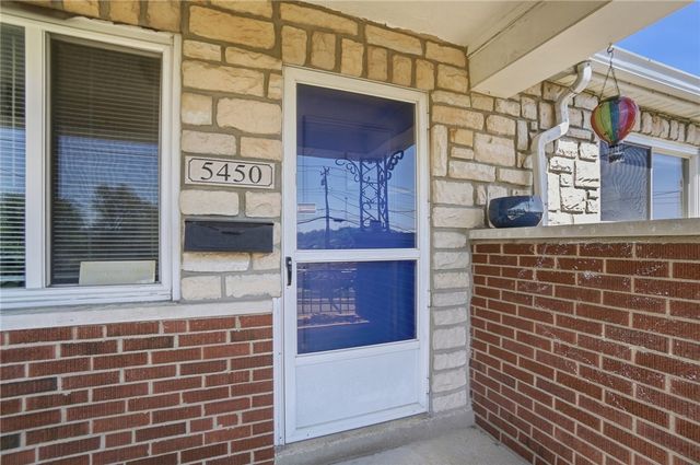5450 Lawrence Road, Cincinnati, OH 45248