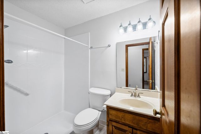1118 Devenger Road, Greer, SC 29650