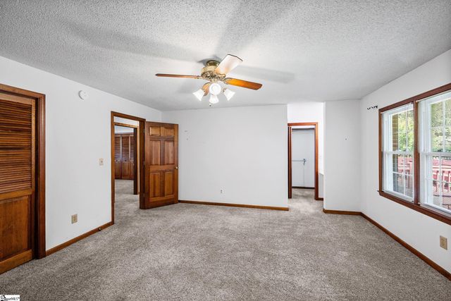 1118 Devenger Road, Greer, SC 29650