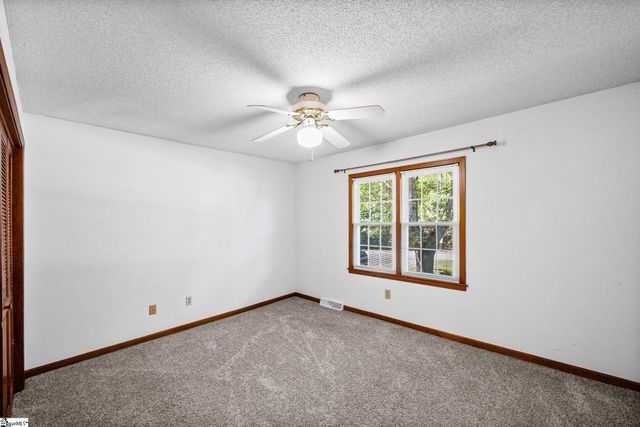 1118 Devenger Road, Greer, SC 29650