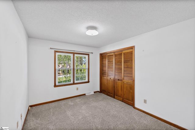 1118 Devenger Road, Greer, SC 29650