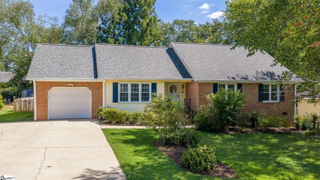 1118 Devenger Road, Greer, SC 29650