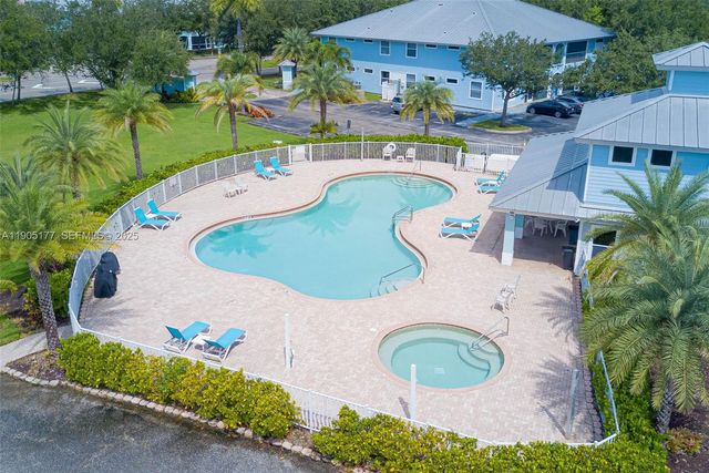 1050 Hancock Creek South Blvd 203 203, Cape Coral, FL 33909