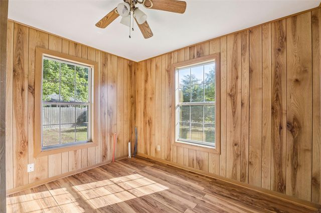 2412 28th Avenue N, Texas City, TX 77590