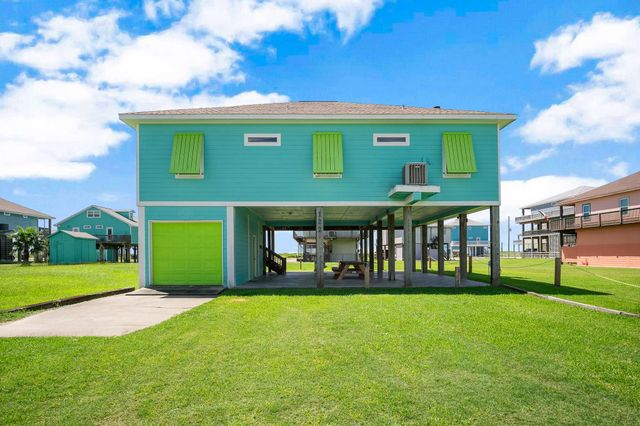 122 Ocean View Drive, Crystal Beach, TX 77650