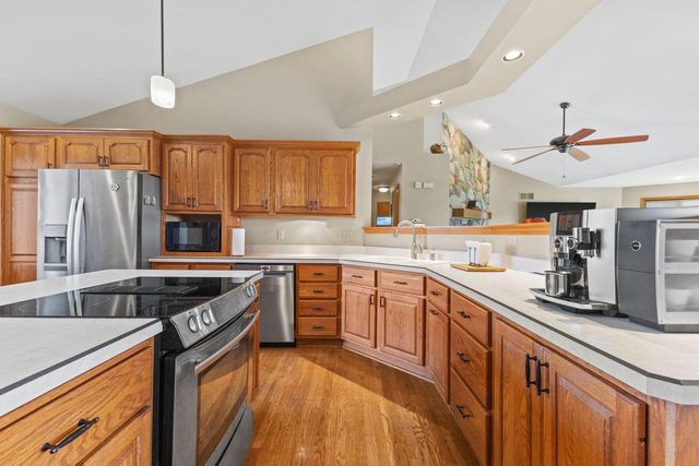 3107 67th DRIVE, Union Grove, WI 53182