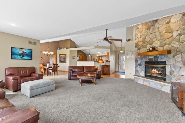 3107 67th DRIVE, Union Grove, WI 53182