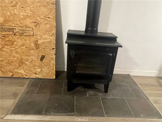 719 Woodland, Crestline, CA 92325