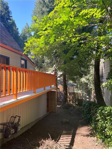 719 Woodland, Crestline, CA 92325