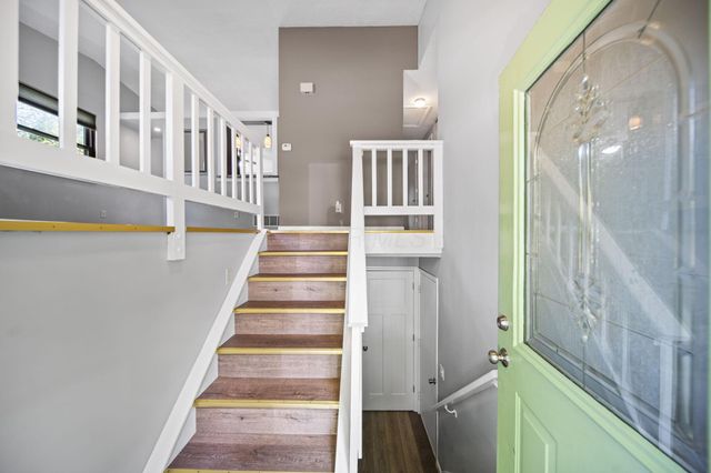 1004 Swanton Court, Westerville, OH 43081