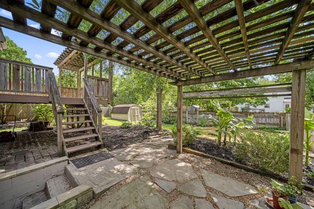 1004 Swanton Court, Westerville, OH 43081