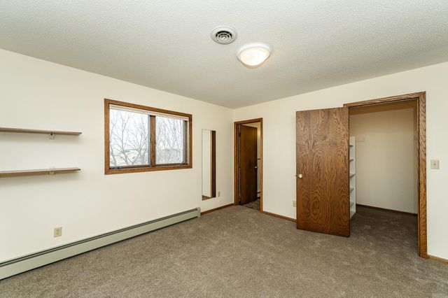 4400 Manor View Drive NW, Rochester, MN 55901