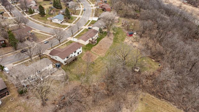 4400 Manor View Drive NW, Rochester, MN 55901