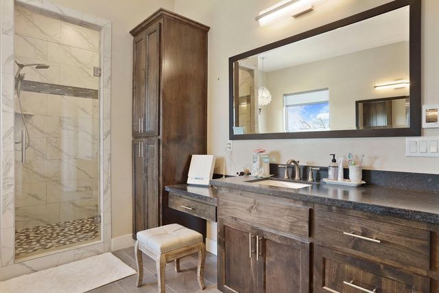 10393 Bradbury Rd, Ballico, CA 95303