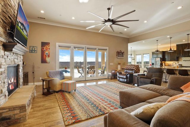 10393 Bradbury Rd, Ballico, CA 95303