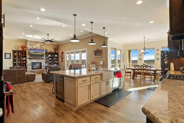 10393 Bradbury Rd, Ballico, CA 95303