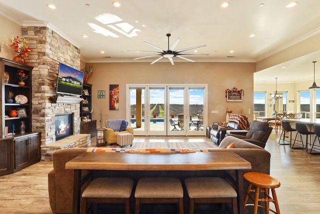 10393 Bradbury Rd, Ballico, CA 95303