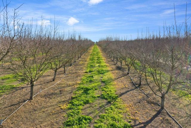 10393 Bradbury Rd, Ballico, CA 95303