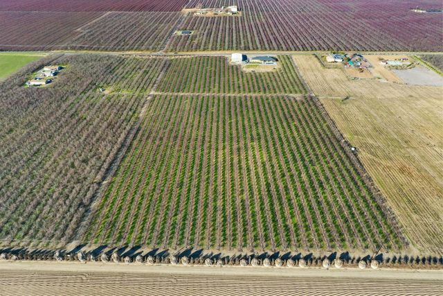 10393 Bradbury Rd, Ballico, CA 95303