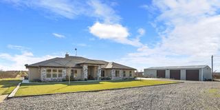 10393 Bradbury Rd, Ballico, CA 95303